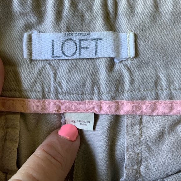 Ann Taylor Loft Khaki Chino shorts - Picture 7 of 9